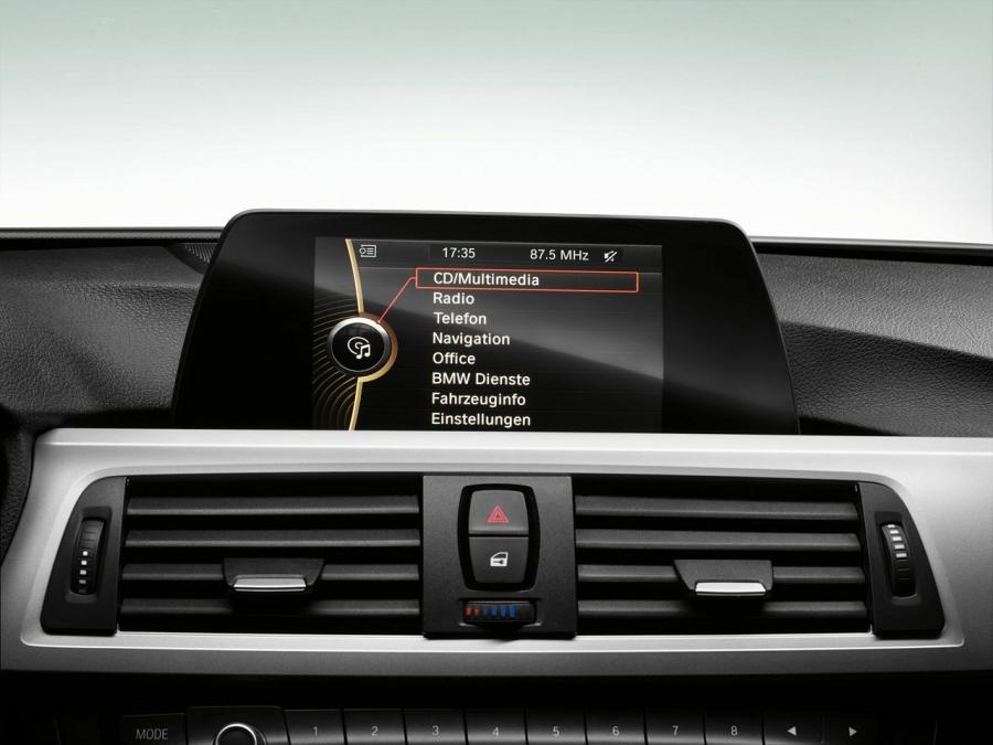  BMW 3-Series 2012 года  (фото 78 из 191)